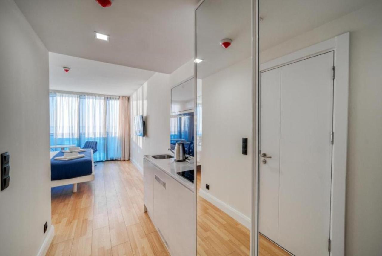 Luxury Sea View Apartments In Orbi City Batum Oda fotoğraf