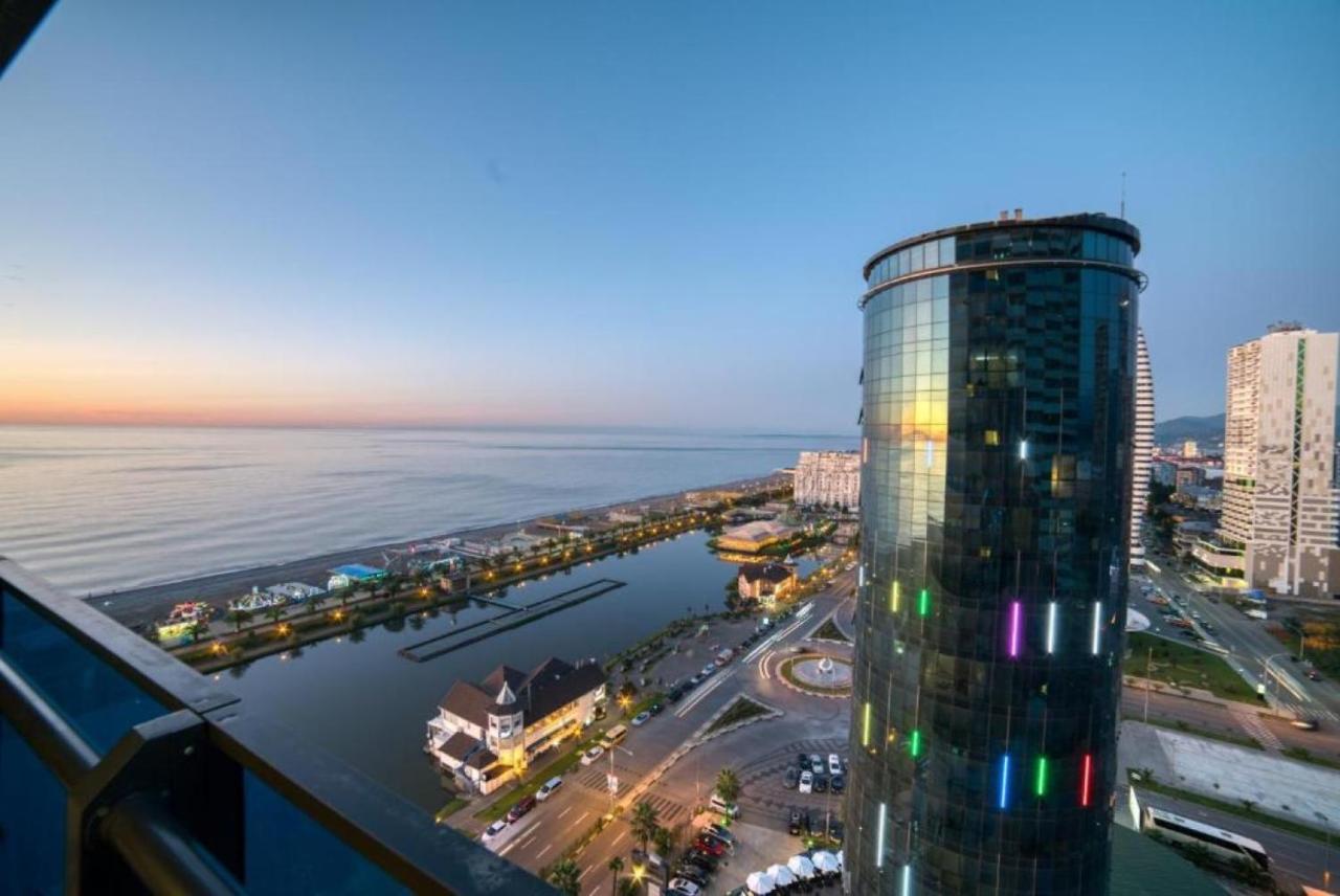 Luxury Sea View Apartments In Orbi City Batum Dış mekan fotoğraf