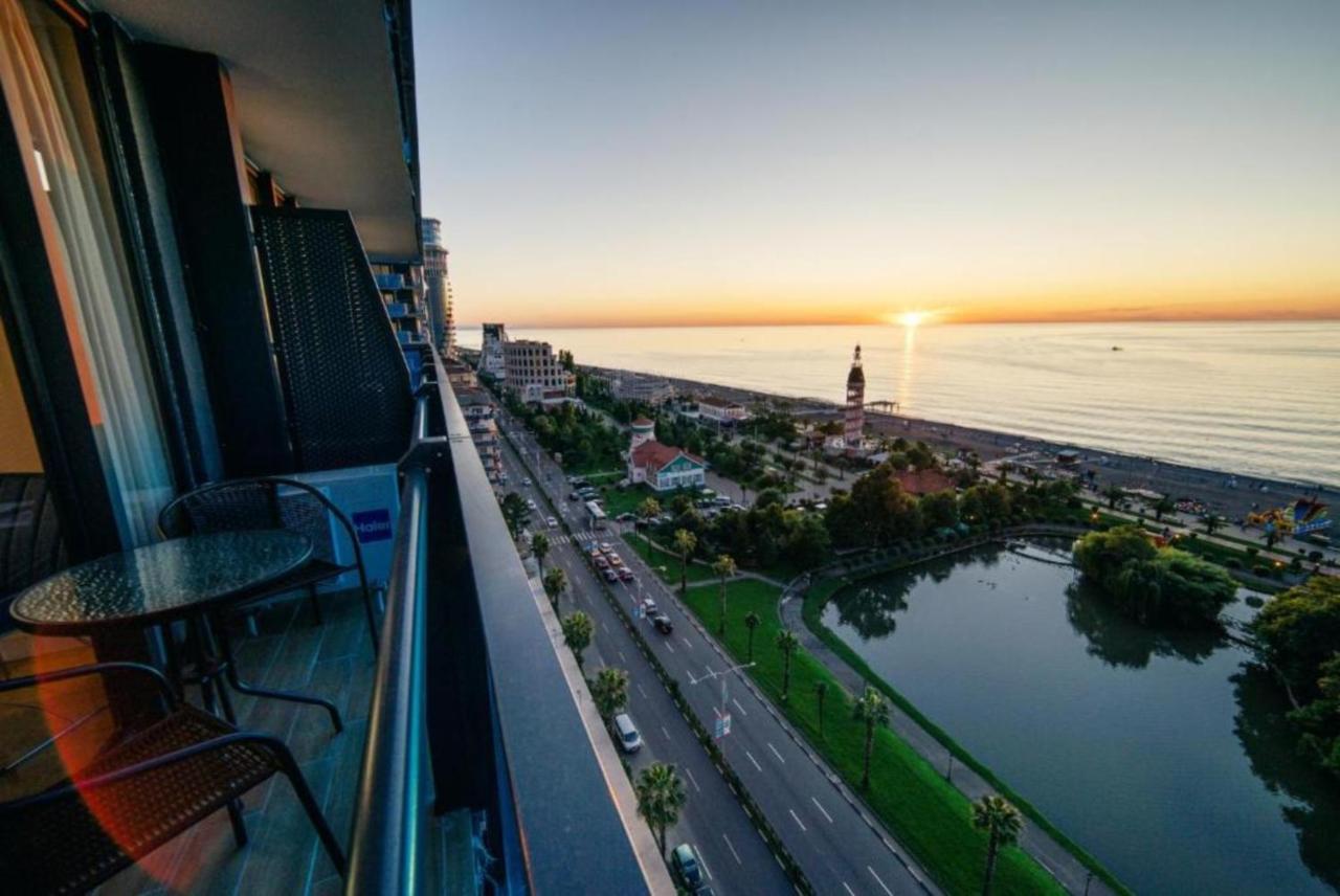 Luxury Sea View Apartments In Orbi City Batum Dış mekan fotoğraf